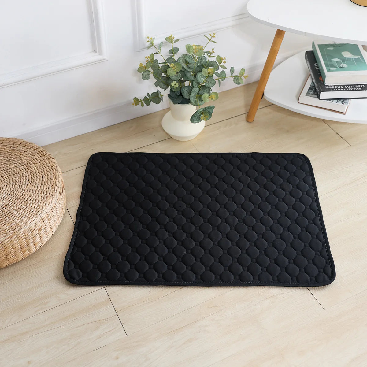 Dog Pee Pad Blanket Reusable Highly Absorbent Diaper Training Pad